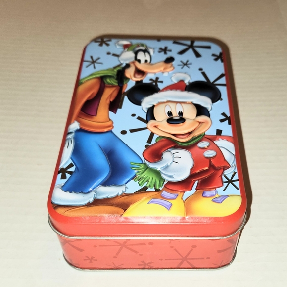 VTG Disney Tin Box Mickey Mouse & Goofy in Relief Winter Holiday Christmas Theme - Picture 3 of 4